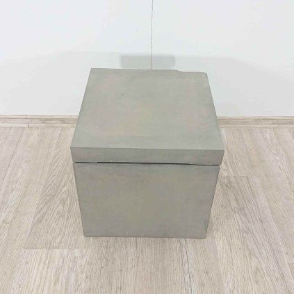 Betonový konferenční stolek Lyon Béton Verveine Square
