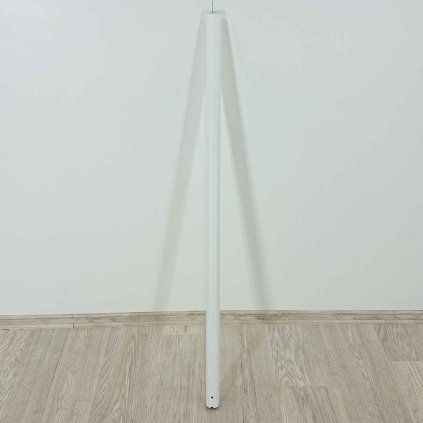 Bílá kovová tyč 117 cm