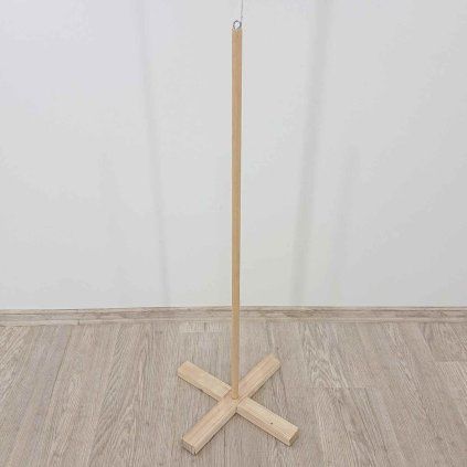 Dřevěný stojan 103 cm
