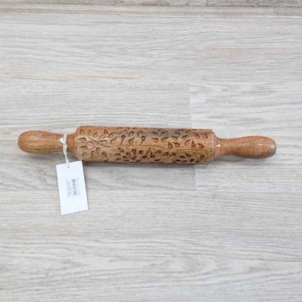 Dřevěný váleček na těsto vzor lístky Bloomingville