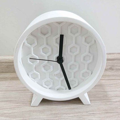 Bílý budík Honeycomb o 13 cm Karlsson