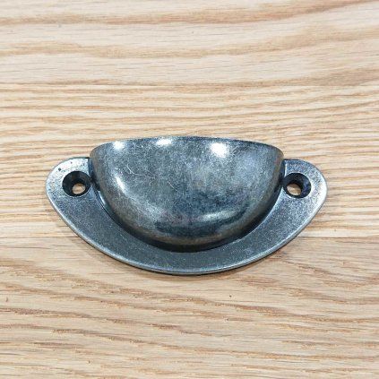 Nábytková úchytka kov bronz patina 8 cm