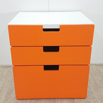 Oranžová dětská komoda Ikea Stuva