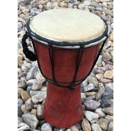 Buben typu Djembe