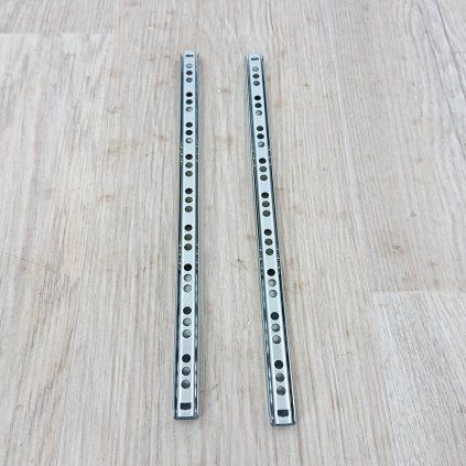 Kuličkový výsuv pro zásuvku 310 mm