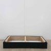 Černý úložný prostor pod postel 133x57 cm
