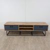 TV stolek s šedými dvířky Industrio, délka 180 cm
